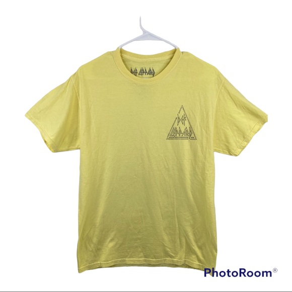 Def Leppard Graphic Band T-Shirt Yellow Triangle Logo Swimming Pool Dive… - Picture 2 of 9